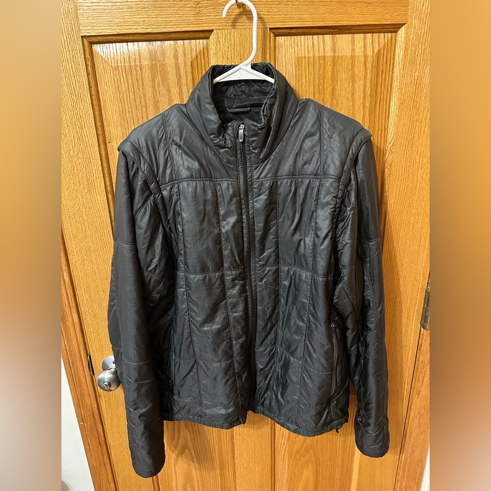 REI men’s lightweight jacket